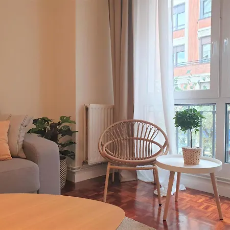 Spacious And Lovely In The Center Of Apartman Bilbao