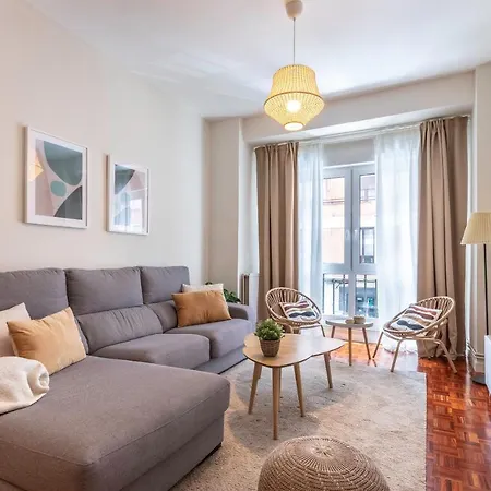 Spacious And Lovely In The Center Of Apartman *