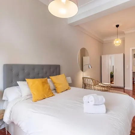 Spacious And Lovely In The Center Of * Бильбао