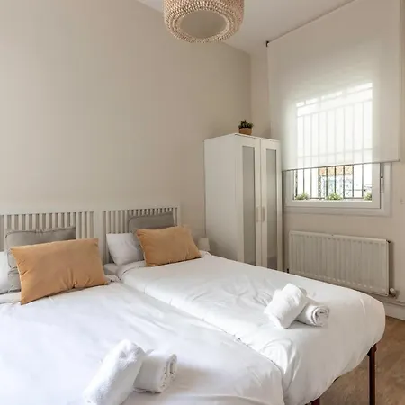 Spacious And Lovely In The Center Of * Бильбао